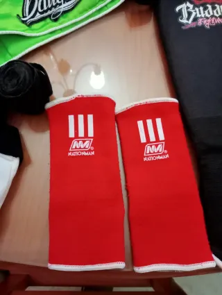 Equipo Muay Thai / Kick Boxing niño