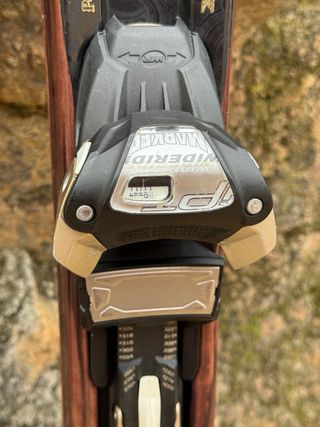 Esquís Volkl GRIZZLY Woodcore Titanium