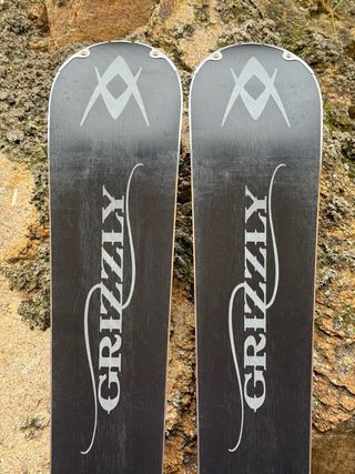 Esquís Volkl GRIZZLY Woodcore Titanium