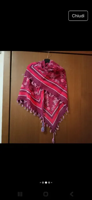 Sciarpa Zuiki con frange e fantasia