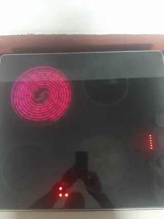 Vitrocerámica Whirlpool 4 fuegos