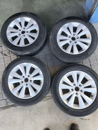 Llantas grupo VW 16" y Neumáticos 205/55R16