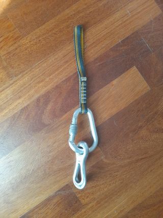 Moschettone con fettuccia e rinvio