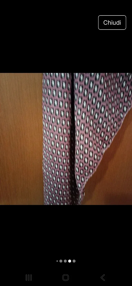 Sciarpa con fantasia floreale