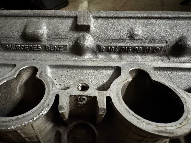Culata Mercedes M104