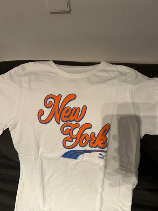 Camiseta Puma New York Naranja y Azul