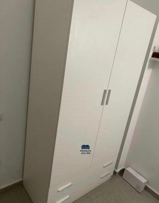 Armadi moderni bianco, artico e cambriano