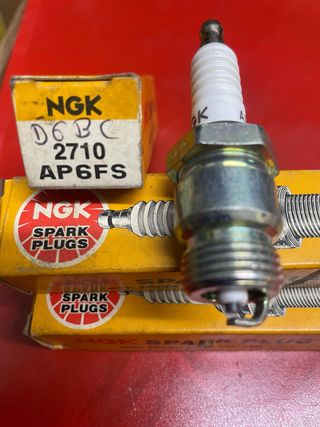 Bujías NGK AP6FS 2710 (4unidades)