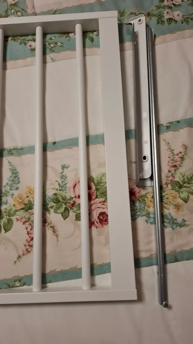 Appendiabiti in legno e metallo bianco/argento