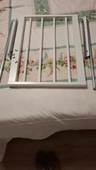 Appendiabiti in legno e metallo bianco/argento