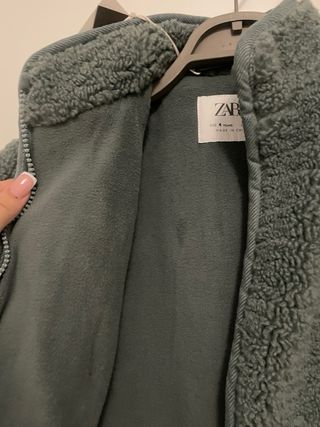 Abrigo Zara Teal unisex 4 años