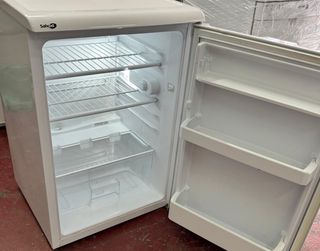 NEVERA BAJOENCIMERA SAIVOD BLANCO