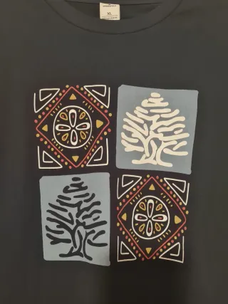 Camiseta Springfield XL Estampado tribal étnico