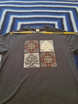 Camiseta Springfield XL Estampado tribal étnico