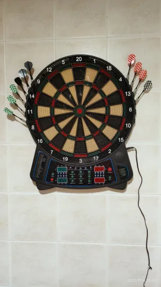 Diana Electrónica con Dardos