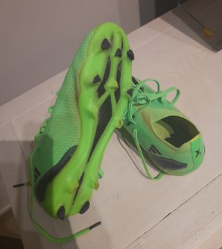 Botas de fútbol Adidas verdes