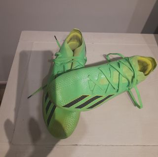 Botas de fútbol Adidas verdes