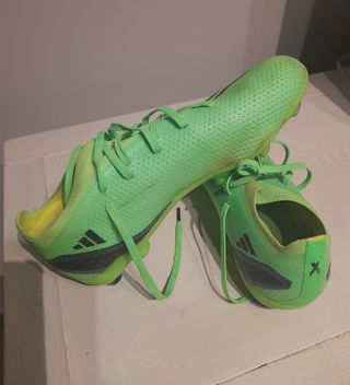 Botas de fútbol Adidas verdes