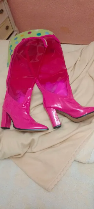 Botas tacón alto 11cm , pie 27 cm, talla 43