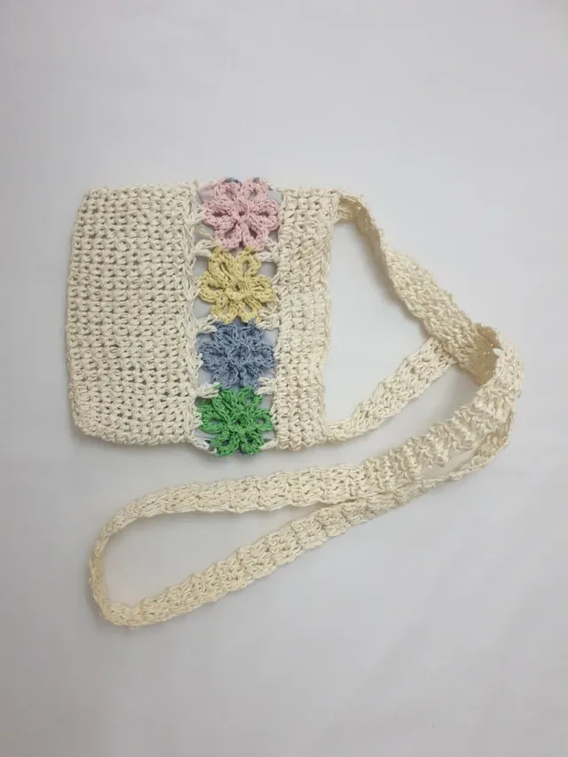 Bolso pequeño niña ganchillo flores