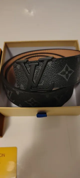 Cintura Louis Vuitton Pelle Nera Fibbia LV