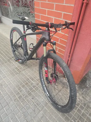 Bicicleta de Montaña Cube
