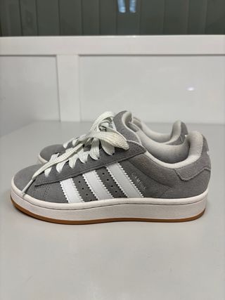 Zapatillas Adidas Campus Grises y Blancas
