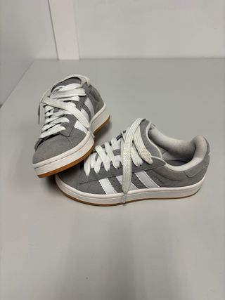 Zapatillas Adidas Campus Grises y Blancas