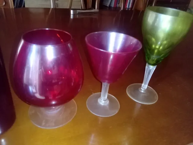 Juego de copas y vasos vintage