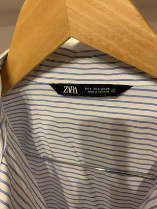 Camisa Zara rayas azul y plata Talla S