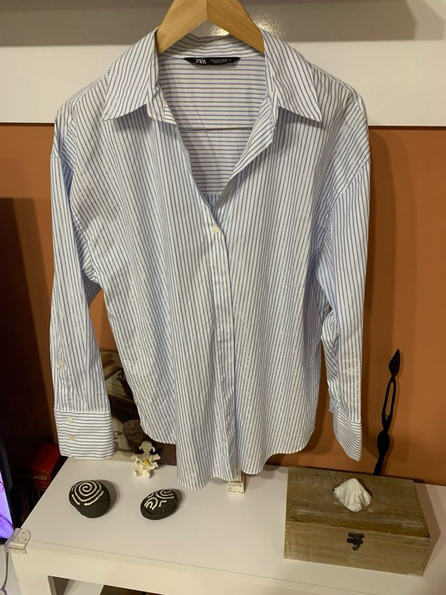 Camisa Zara rayas azul y plata Talla S