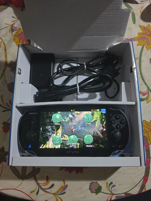 Consola Sony PS Vita Wi-Fi Preta