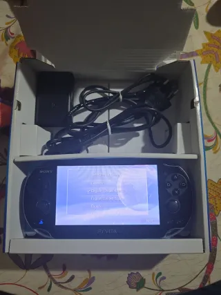 Consola Sony PS Vita Wi-Fi Nera