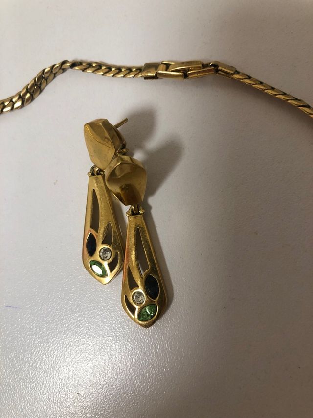 Conjunto collar y pendientes de oro, 14 kilates