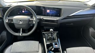 Opel Astra 1.2T XHT 96KW ELEGANCE 130 5P