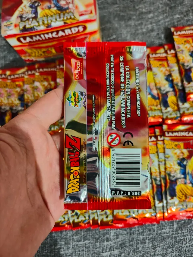 Caja completa Dragon Ball Z Platinum 30 Sobres