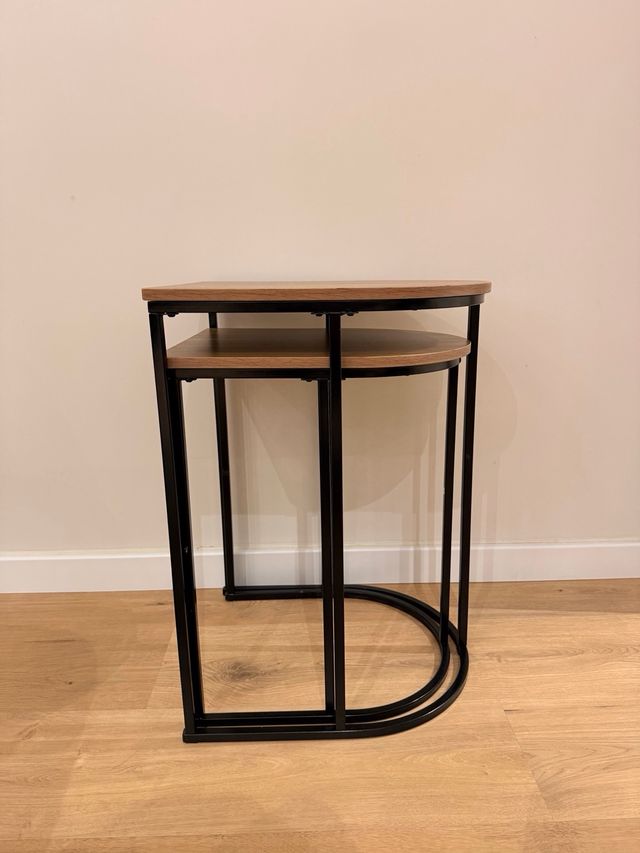 Juego 2 mesas auxiliares madera y metal