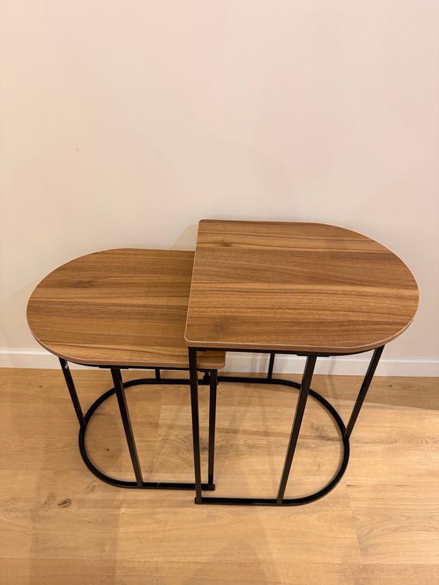 Juego 2 mesas auxiliares madera y metal