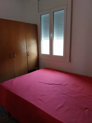 Habitación en alquiler solamente para chicas