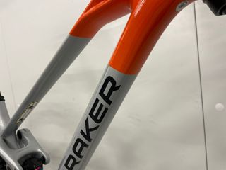 BICI ENDURO TRAIL MONDRAKER RAZE CARBON R TEST T.M