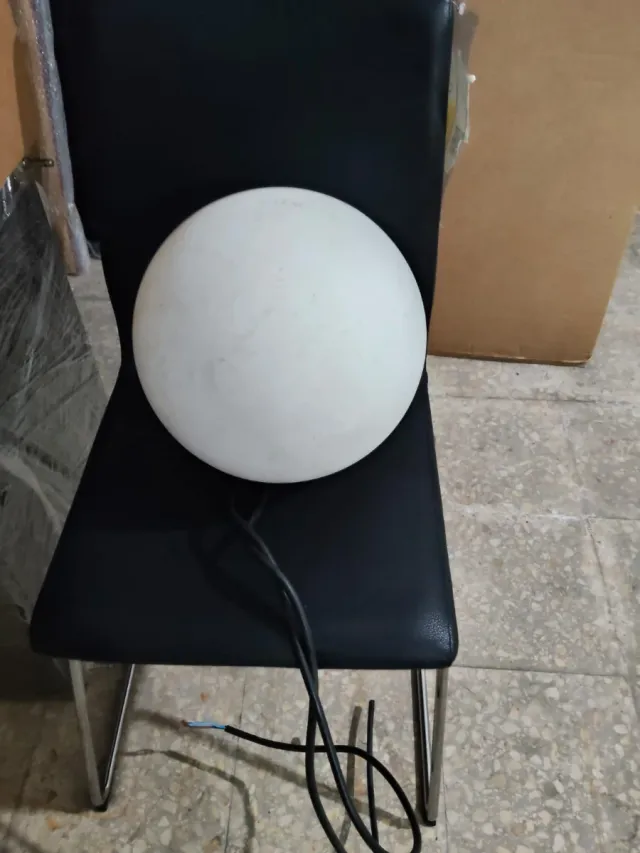 Lámpara Bola Blanca Exterior