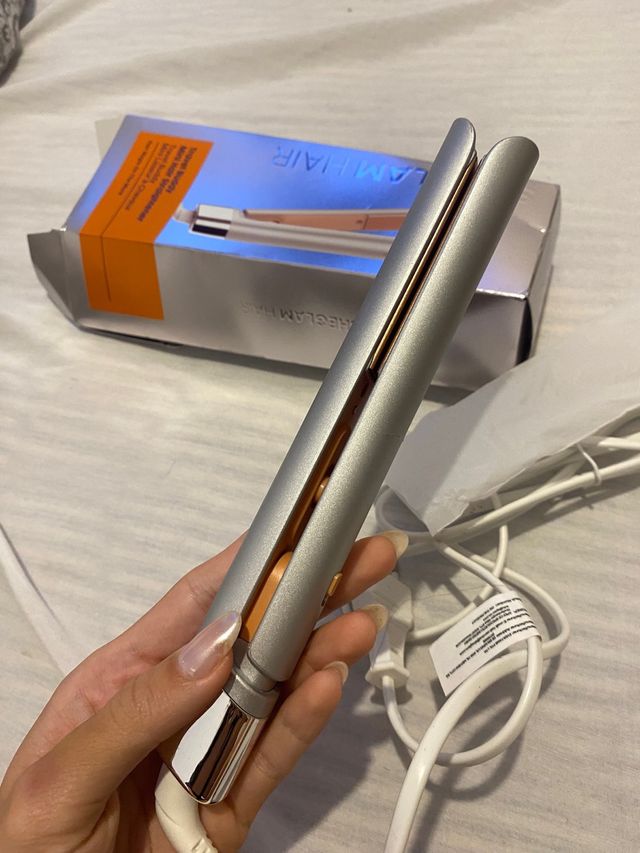 Mini plancha de pelo - Nueva en caja