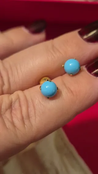 Pendientes oro 18k y turquesas naturales.