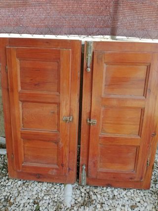 Ventanas de madera rústicas