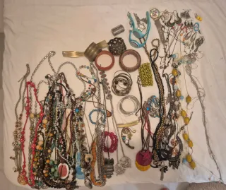 Lote bisutería variada