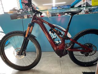 Bicicleta Specialized Turbo Levo Elétrica