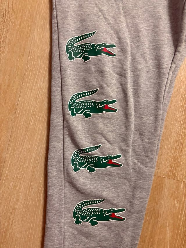 Pantalón deportivo Lacoste gris talla M