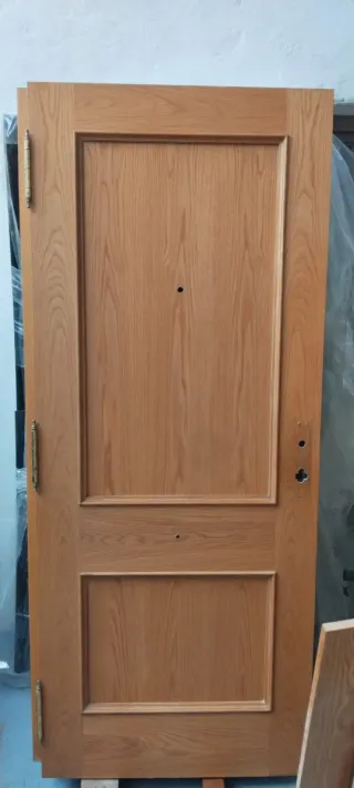 Varias Puertas de madera maciza inclui 2 de seguri