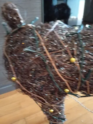 Pareja de renos decorativos con luces