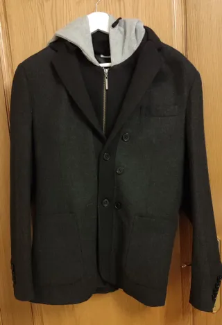 Americana Adolfo Domínguez Gris y Negra